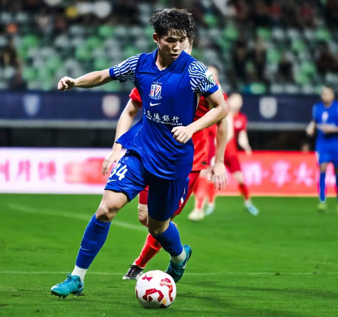 包含清晨中超焦点战，门兴格拉德巴赫主帅复盘，底气十足，数据趋势出现新变化的词条-开云体育官网